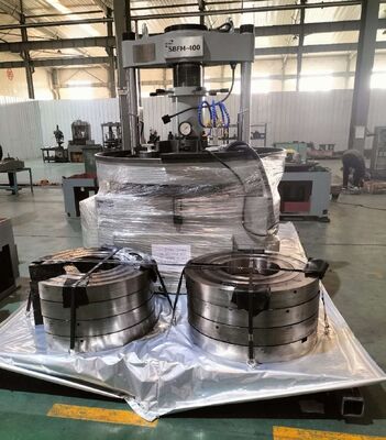 Stahlkugel-Blitzmaschine mit 45 kW Leistung und 400 kg Tragfähigkeit